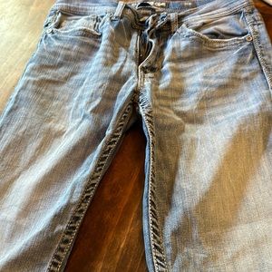 BKE men’s size 31R Jake Bootleg jeans